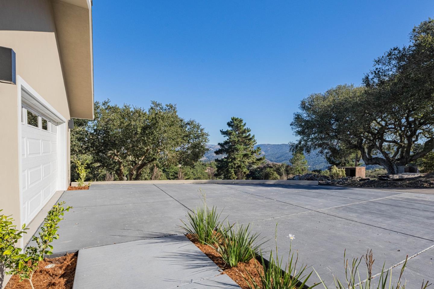 Detail Gallery Image 3 of 43 For 26135 Laureles Grade, Carmel Valley,  CA 93924 - 3 Beds | 2/1 Baths