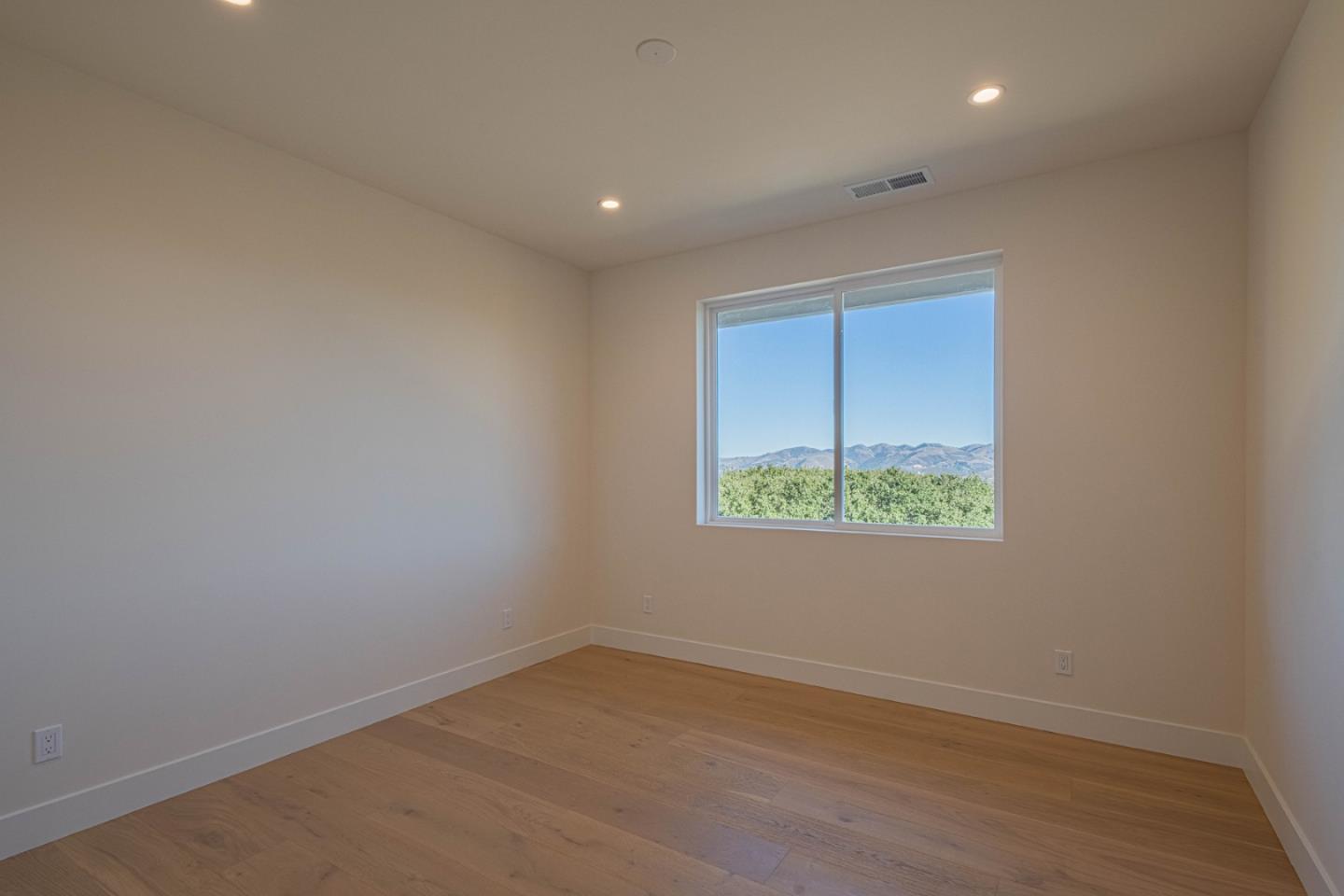 Detail Gallery Image 31 of 43 For 26135 Laureles Grade, Carmel Valley,  CA 93924 - 3 Beds | 2/1 Baths