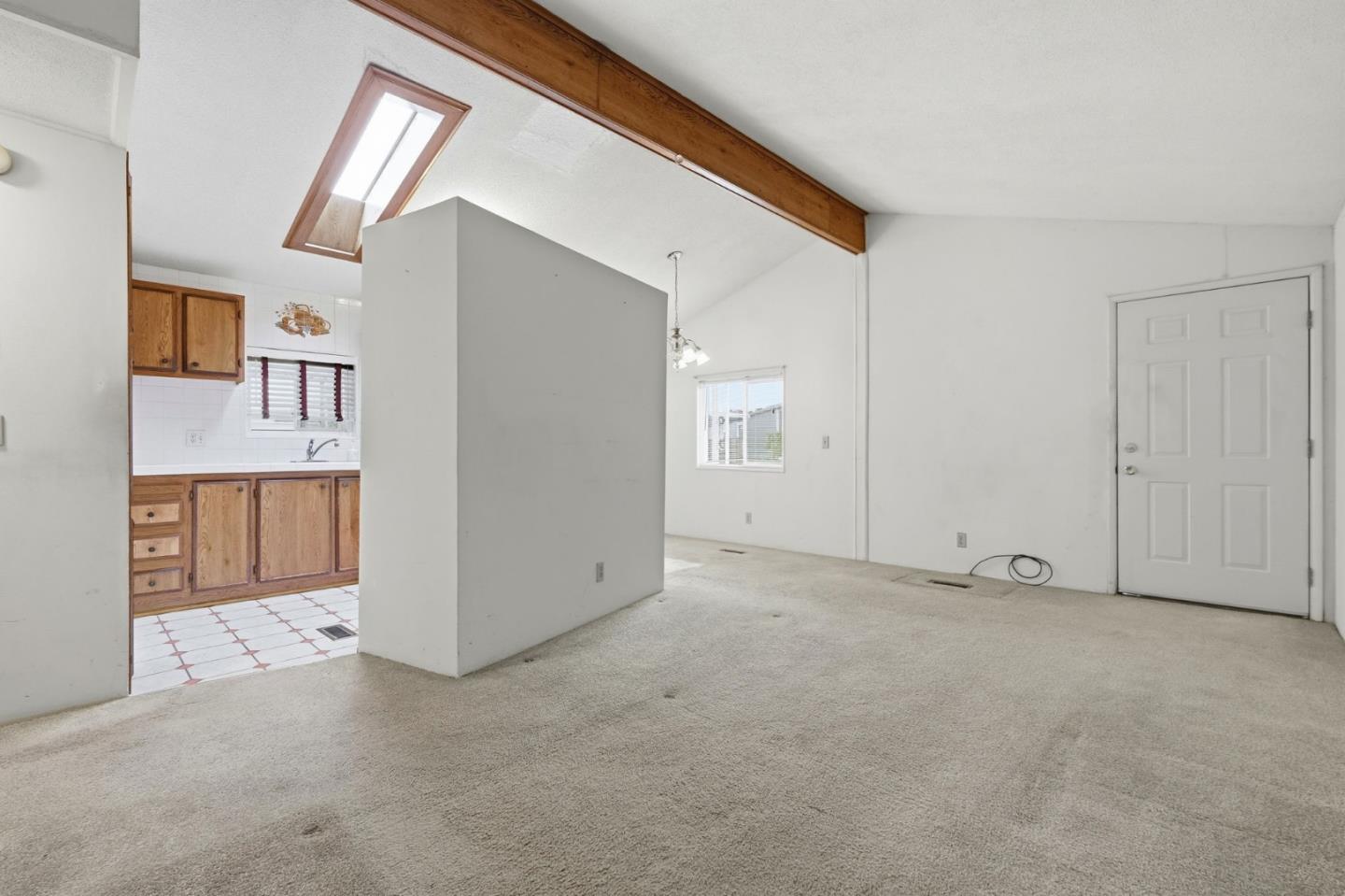 Detail Gallery Image 5 of 29 For 60 Wilson Way #162,  Milpitas,  CA 95035 - 2 Beds | 2 Baths