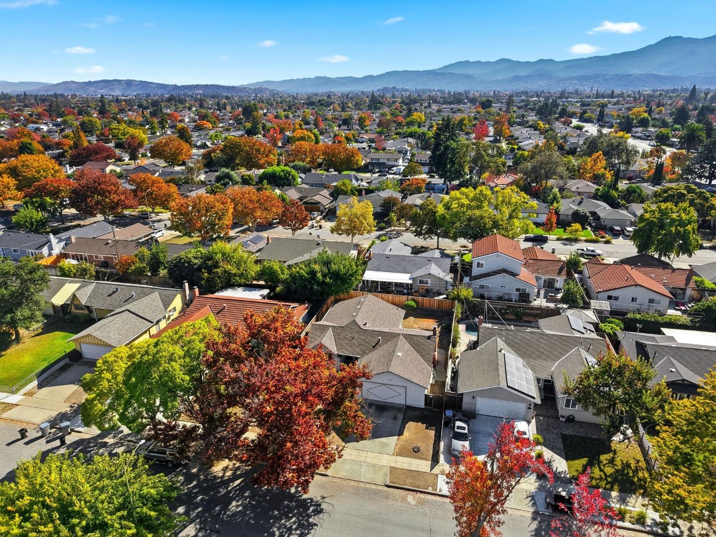 Detail Gallery Image 20 of 21 For 1598 Willowbrook Dr, San Jose,  CA 95118 - 4 Beds | 2 Baths
