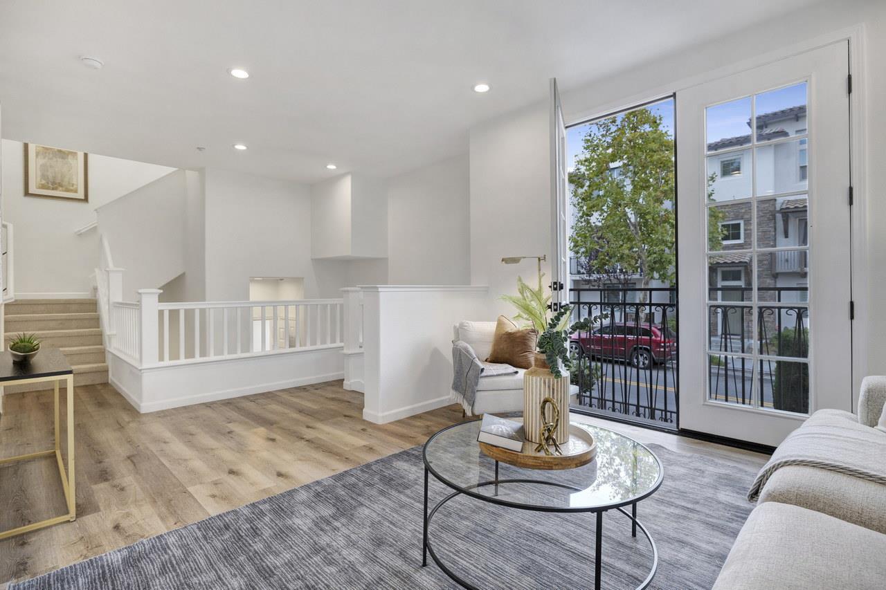 Detail Gallery Image 12 of 66 For 302 Adeline Ave, San Jose,  CA 95136 - 3 Beds | 3/1 Baths