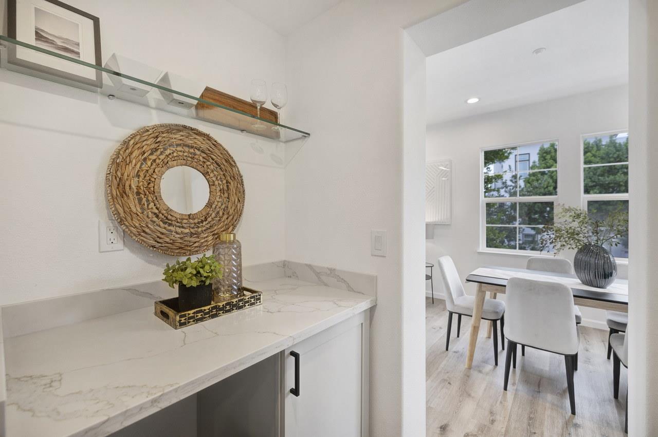 Detail Gallery Image 18 of 66 For 302 Adeline Ave, San Jose,  CA 95136 - 3 Beds | 3/1 Baths