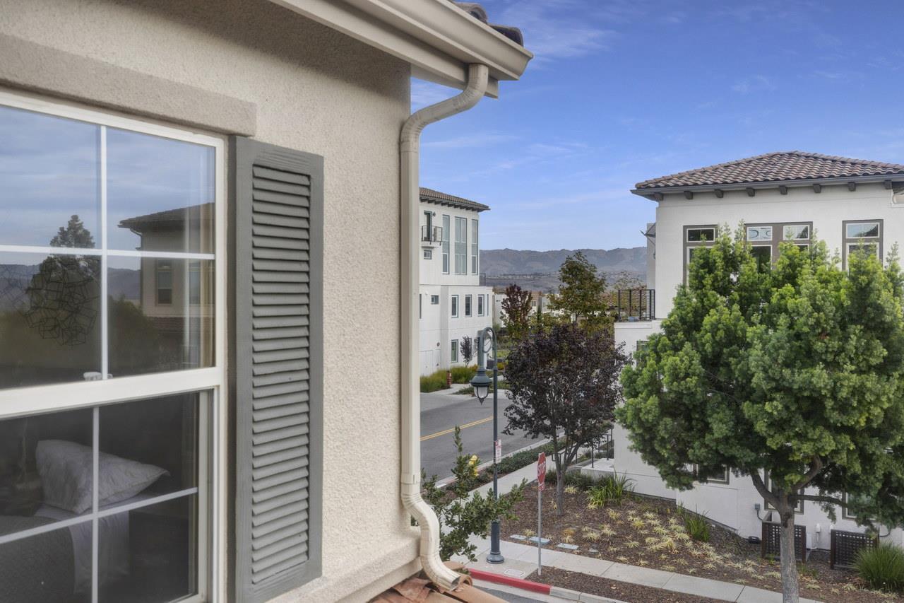 Detail Gallery Image 39 of 66 For 302 Adeline Ave, San Jose,  CA 95136 - 3 Beds | 3/1 Baths