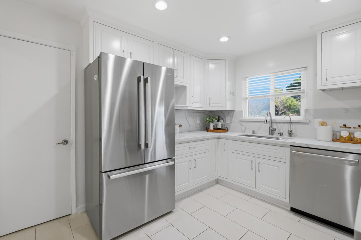 Detail Gallery Image 17 of 48 For 36391 Cherry St, Newark,  CA 94560 - 3 Beds | 2 Baths