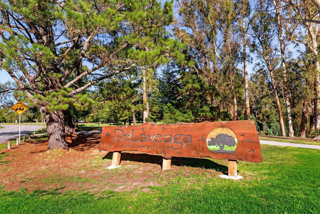 Detail Gallery Image 3 of 86 For 3485 Stable Ln, Santa Cruz,  CA 95065 - 3 Beds | 2 Baths