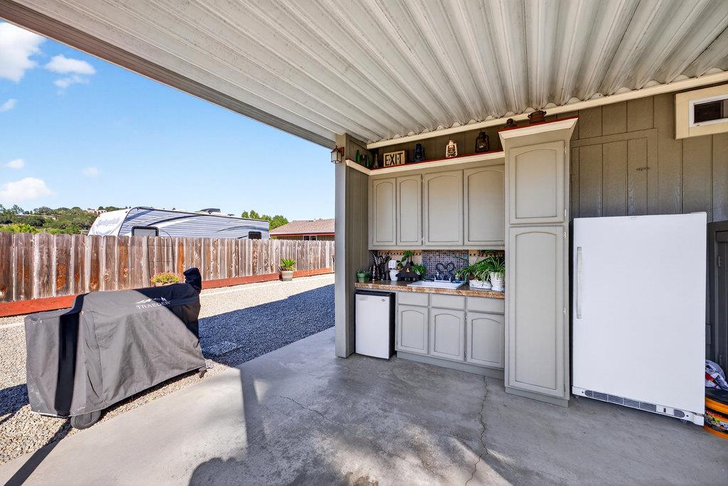 Detail Gallery Image 32 of 86 For 3485 Stable Ln, Santa Cruz,  CA 95065 - 3 Beds | 2 Baths