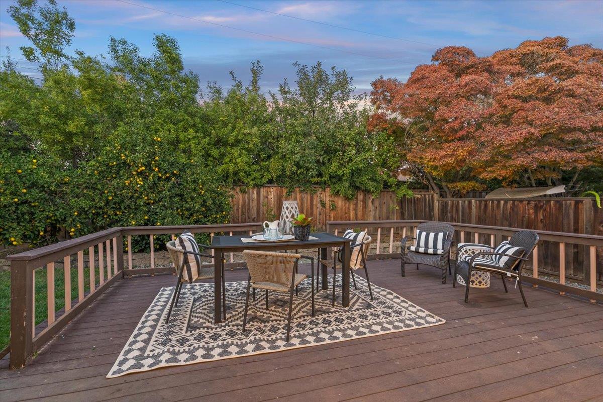 Detail Gallery Image 31 of 35 For 1167 Fairford Way, San Jose,  CA 95129 - 4 Beds | 2/1 Baths