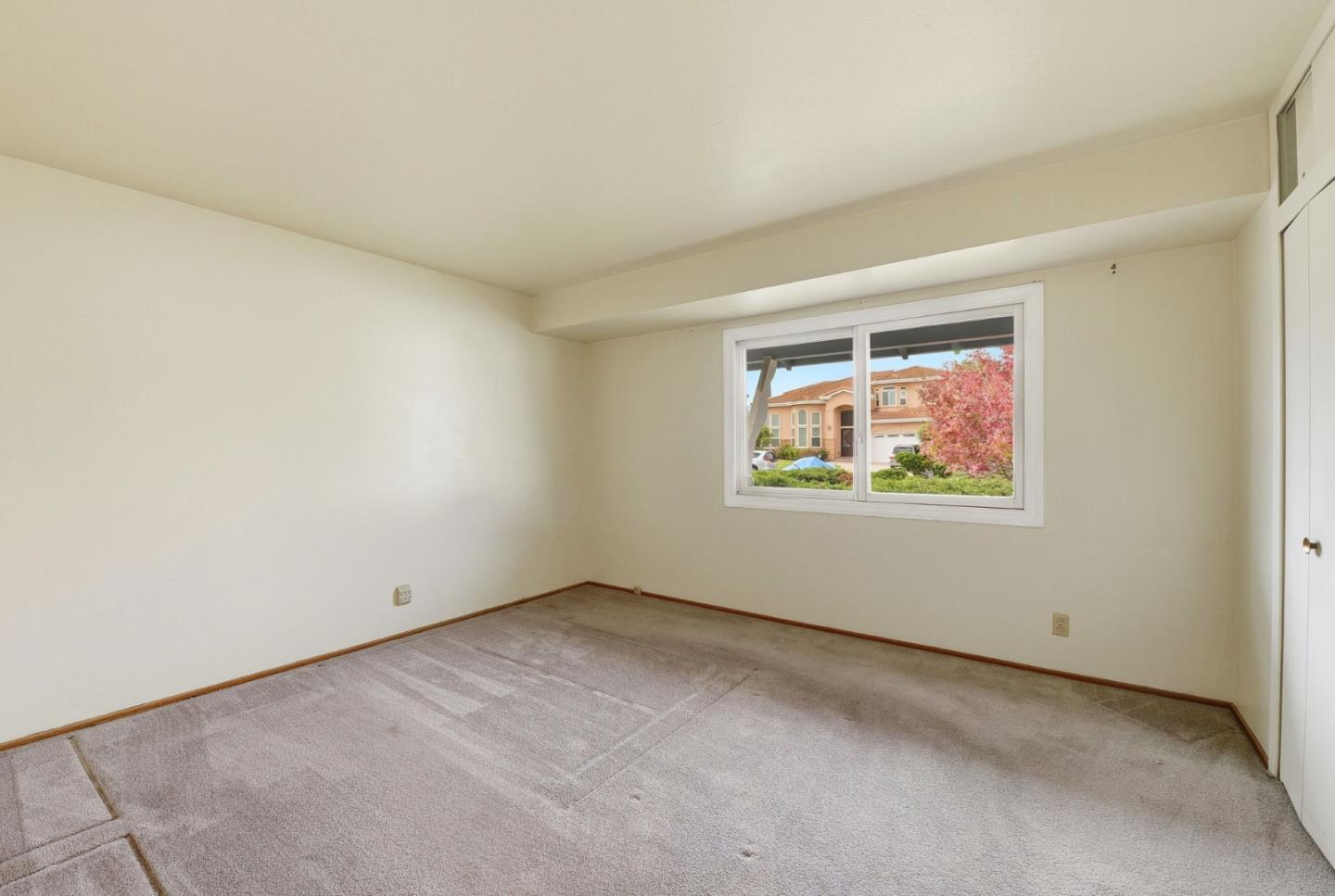 Detail Gallery Image 11 of 28 For 1134 Danbury Dr, San Jose,  CA 95129 - 4 Beds | 2 Baths