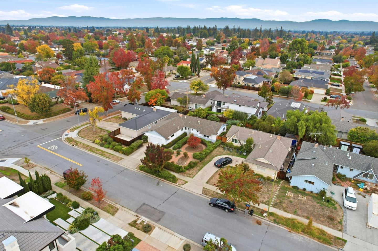 Detail Gallery Image 23 of 28 For 1134 Danbury Dr, San Jose,  CA 95129 - 4 Beds | 2 Baths