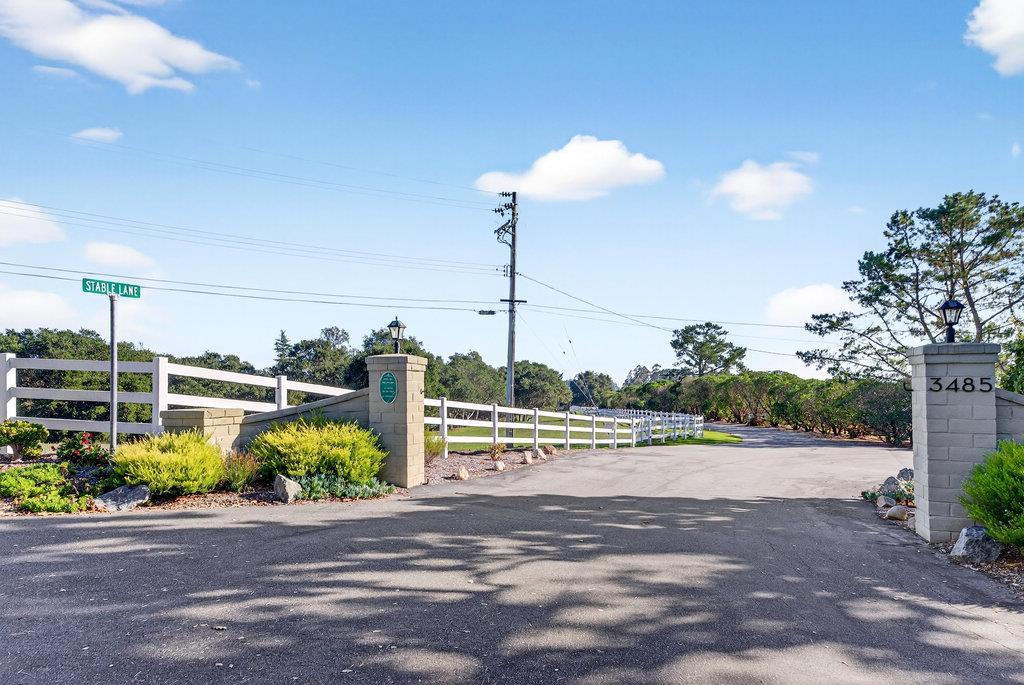 Detail Gallery Image 2 of 85 For 3485 Stable Ln, Santa Cruz,  CA 95065 - – Beds | – Baths