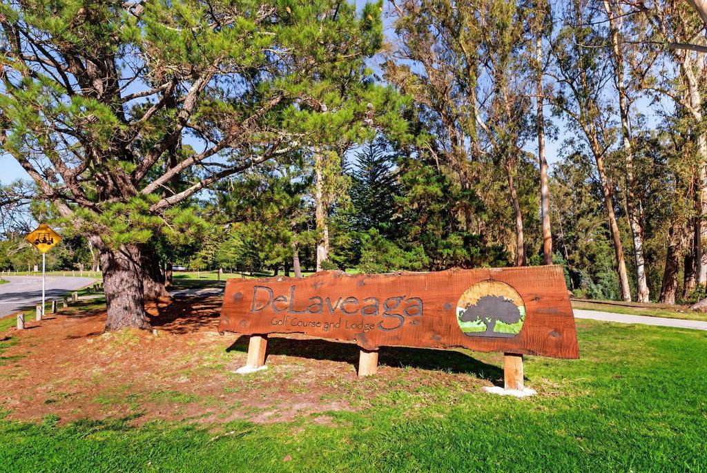 Detail Gallery Image 3 of 85 For 3485 Stable Ln, Santa Cruz,  CA 95065 - – Beds | – Baths