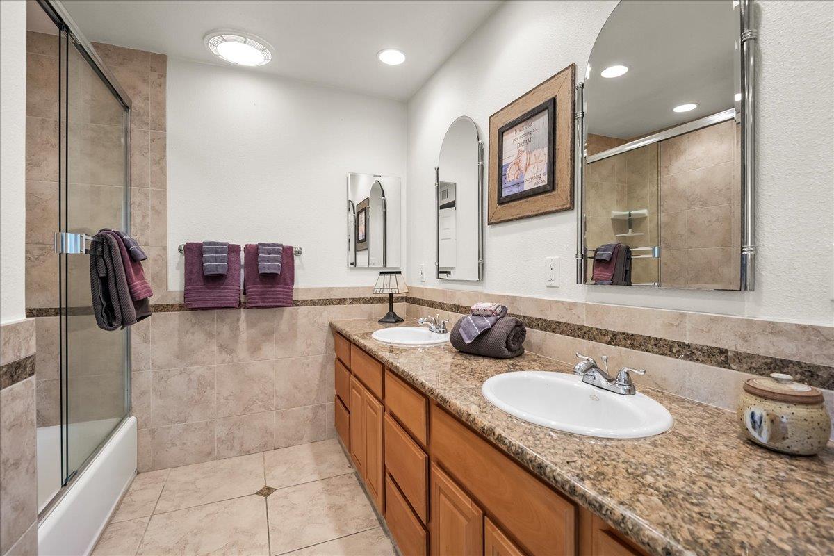 Detail Gallery Image 20 of 33 For 272 Los Palmos Way, San Jose,  CA 95119 - 5 Beds | 2/1 Baths