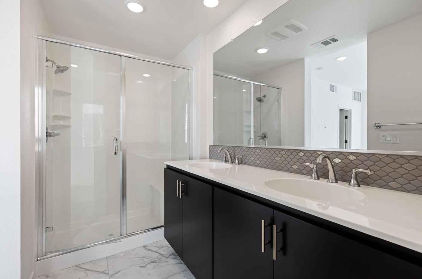 Detail Gallery Image 15 of 18 For 6710 Optimum Loop, San Jose,  CA 95119 - 3 Beds | 3 Baths