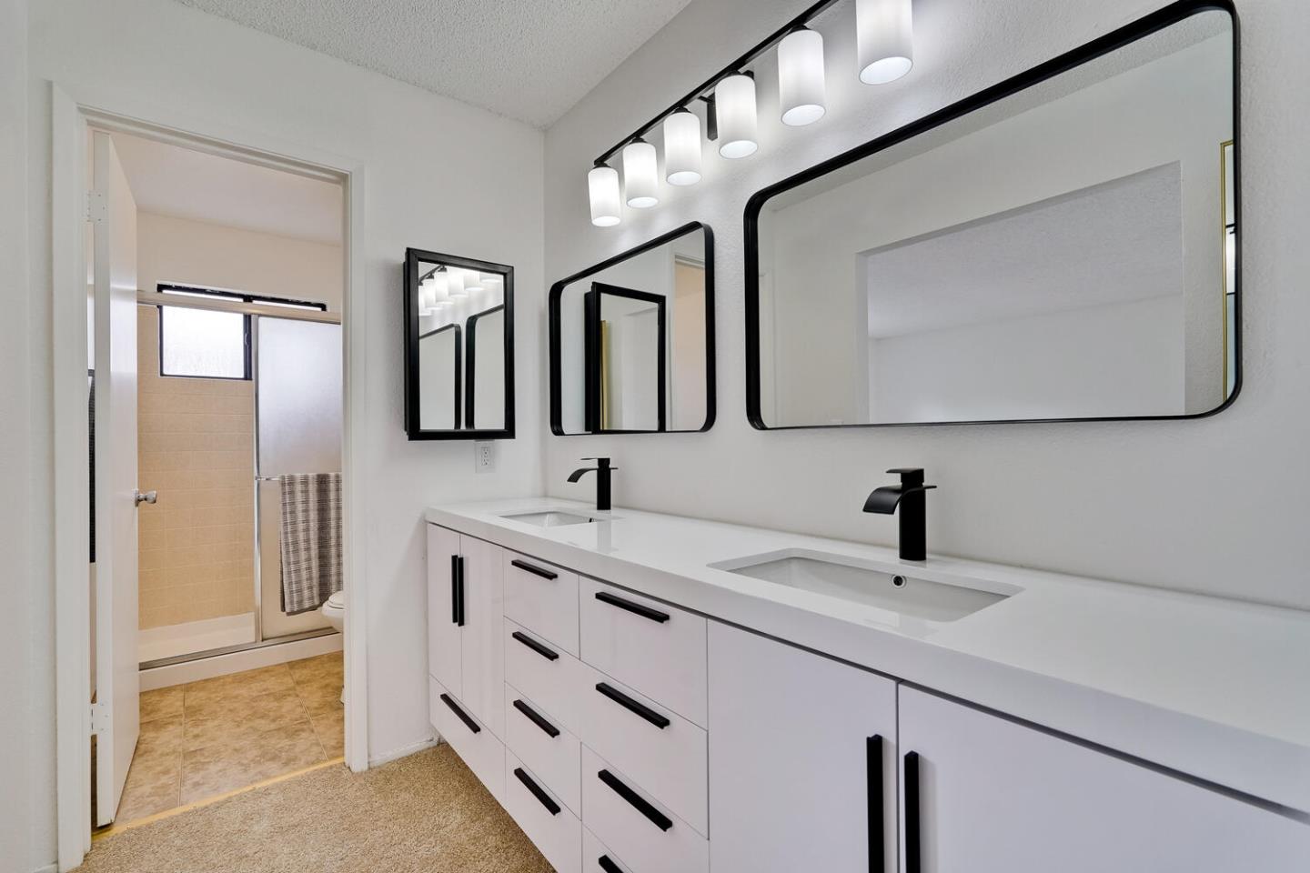 Detail Gallery Image 11 of 32 For 1134 Discovery Way, Concord,  CA 94521 - 4 Beds | 3 Baths