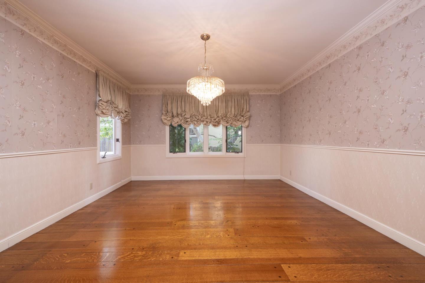 Detail Gallery Image 5 of 18 For 321 Ashton Ave, Millbrae,  CA 94030 - 0 Beds | 2/1 Baths