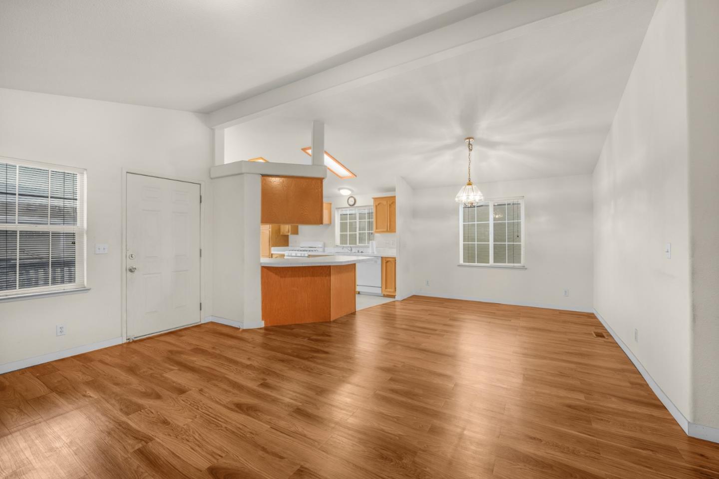 Detail Gallery Image 10 of 27 For 1515 N Milpitas Blvd #97,  Milpitas,  CA 95035 - 2 Beds | 2 Baths