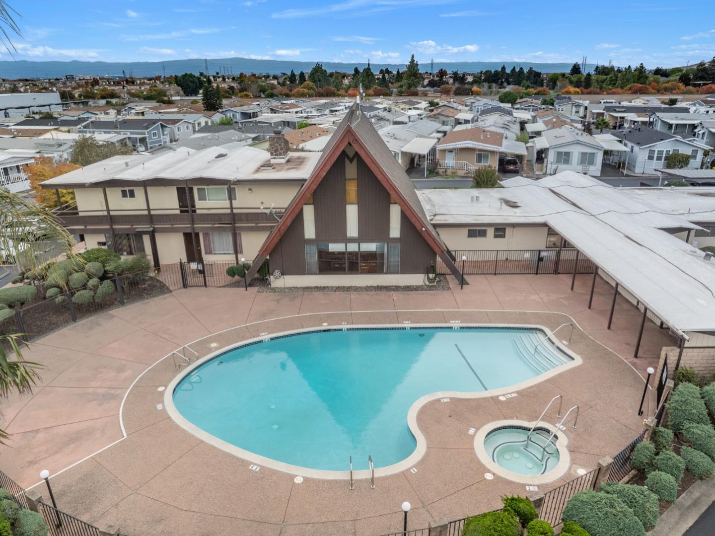 Detail Gallery Image 4 of 27 For 1515 N Milpitas Blvd #97,  Milpitas,  CA 95035 - 2 Beds | 2 Baths