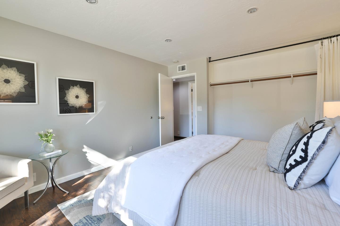 Detail Gallery Image 17 of 74 For 1458 Hudson St #116,  Redwood City,  CA 94061 - 2 Beds | 1 Baths