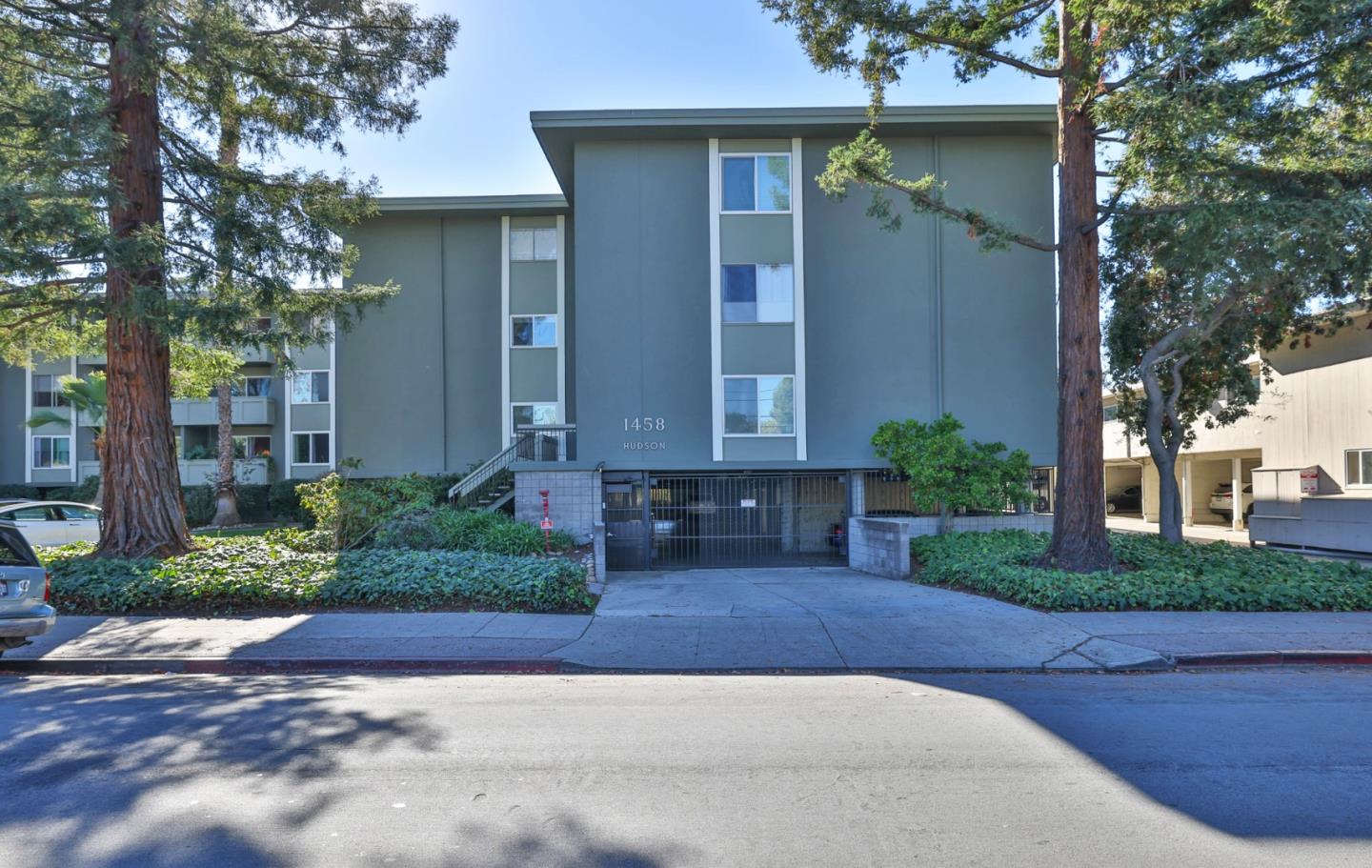 Detail Gallery Image 31 of 74 For 1458 Hudson St #116,  Redwood City,  CA 94061 - 2 Beds | 1 Baths