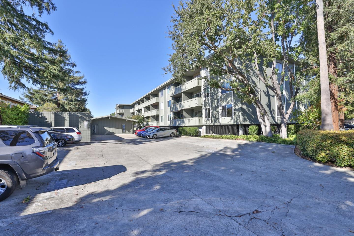 Detail Gallery Image 36 of 74 For 1458 Hudson St #116,  Redwood City,  CA 94061 - 2 Beds | 1 Baths