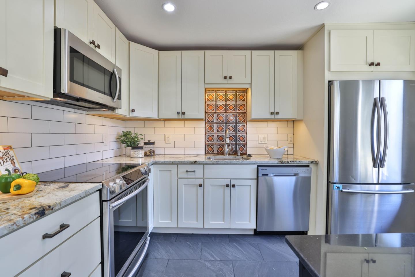 Detail Gallery Image 46 of 74 For 1458 Hudson St #116,  Redwood City,  CA 94061 - 2 Beds | 1 Baths