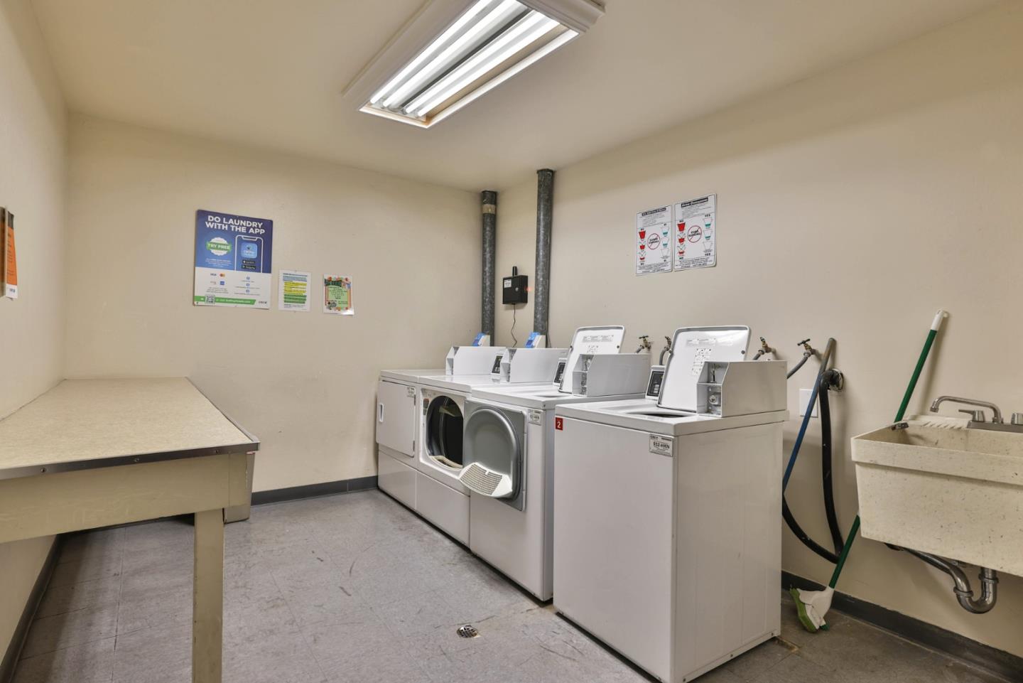 Detail Gallery Image 63 of 74 For 1458 Hudson St #116,  Redwood City,  CA 94061 - 2 Beds | 1 Baths