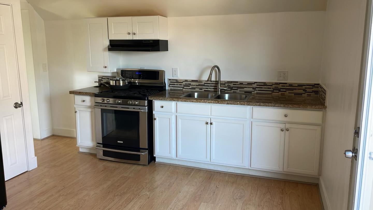 Detail Gallery Image 3 of 4 For 23 Ford St, Watsonville,  CA 95076 - – Beds | – Baths