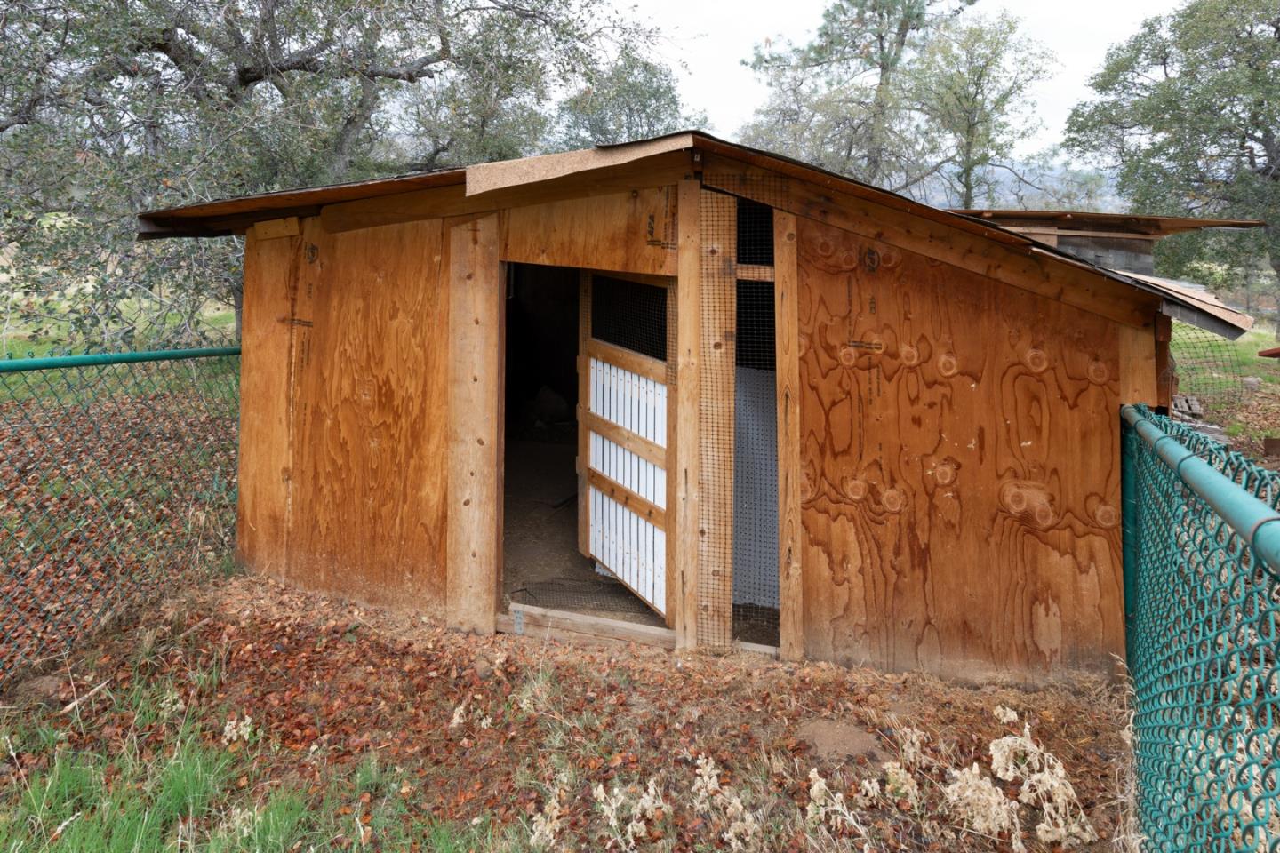 Detail Gallery Image 16 of 65 For 41508 Roaring River Ct, Coarsegold,  CA 93614 - 3 Beds | 2 Baths