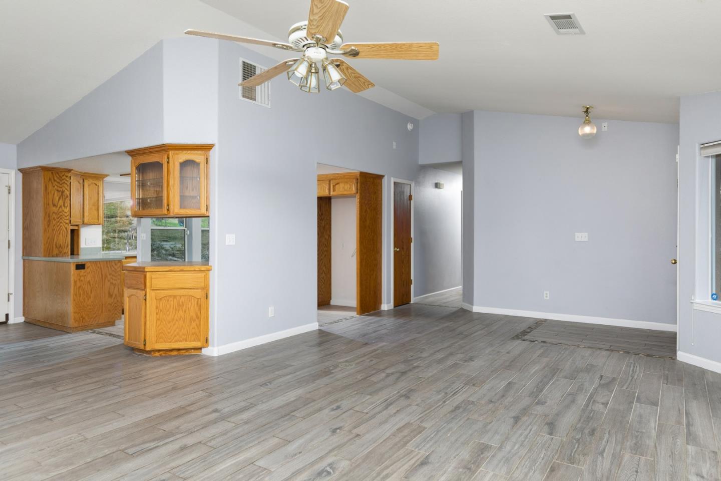 Detail Gallery Image 34 of 65 For 41508 Roaring River Ct, Coarsegold,  CA 93614 - 3 Beds | 2 Baths