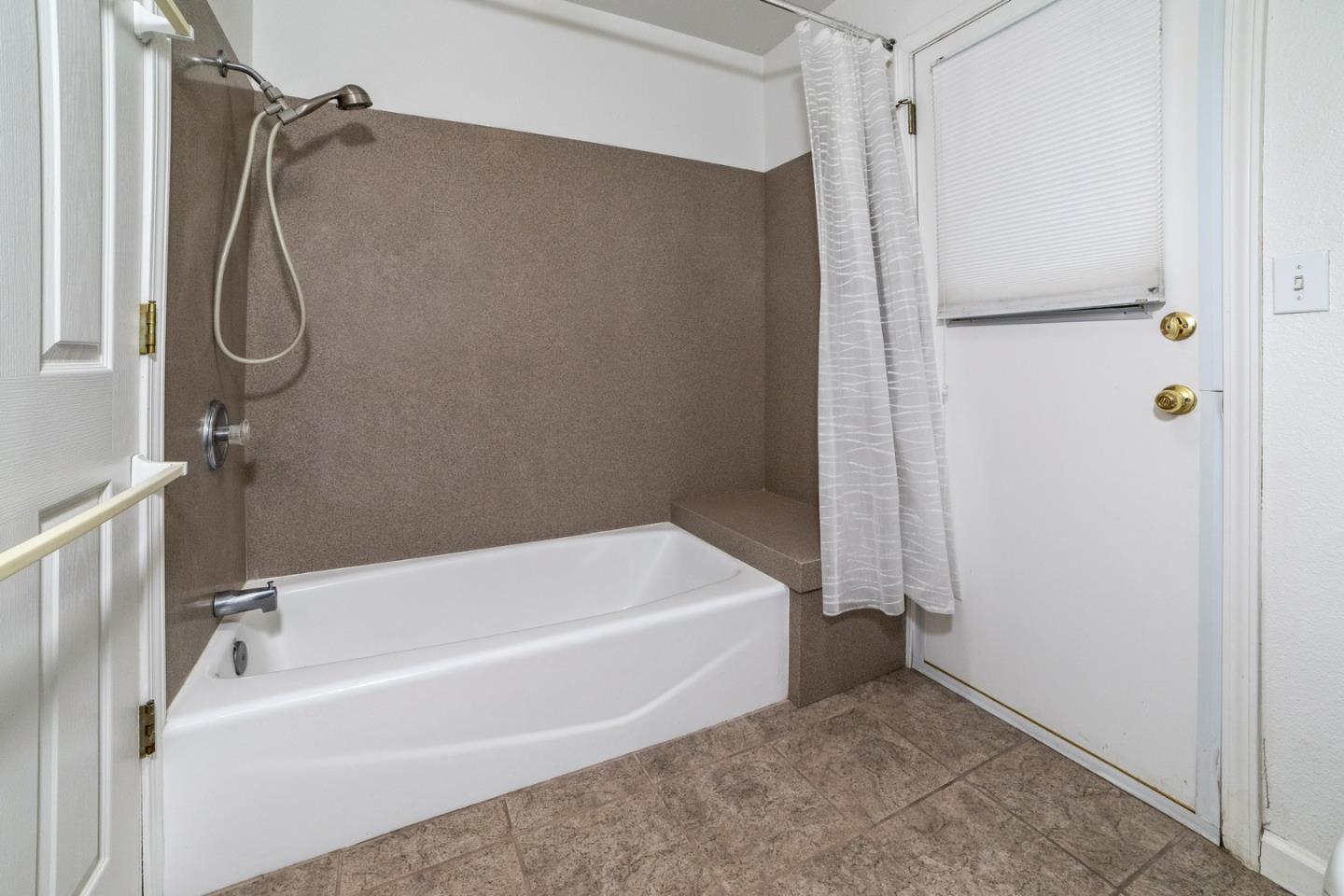 Detail Gallery Image 46 of 65 For 41508 Roaring River Ct, Coarsegold,  CA 93614 - 3 Beds | 2 Baths