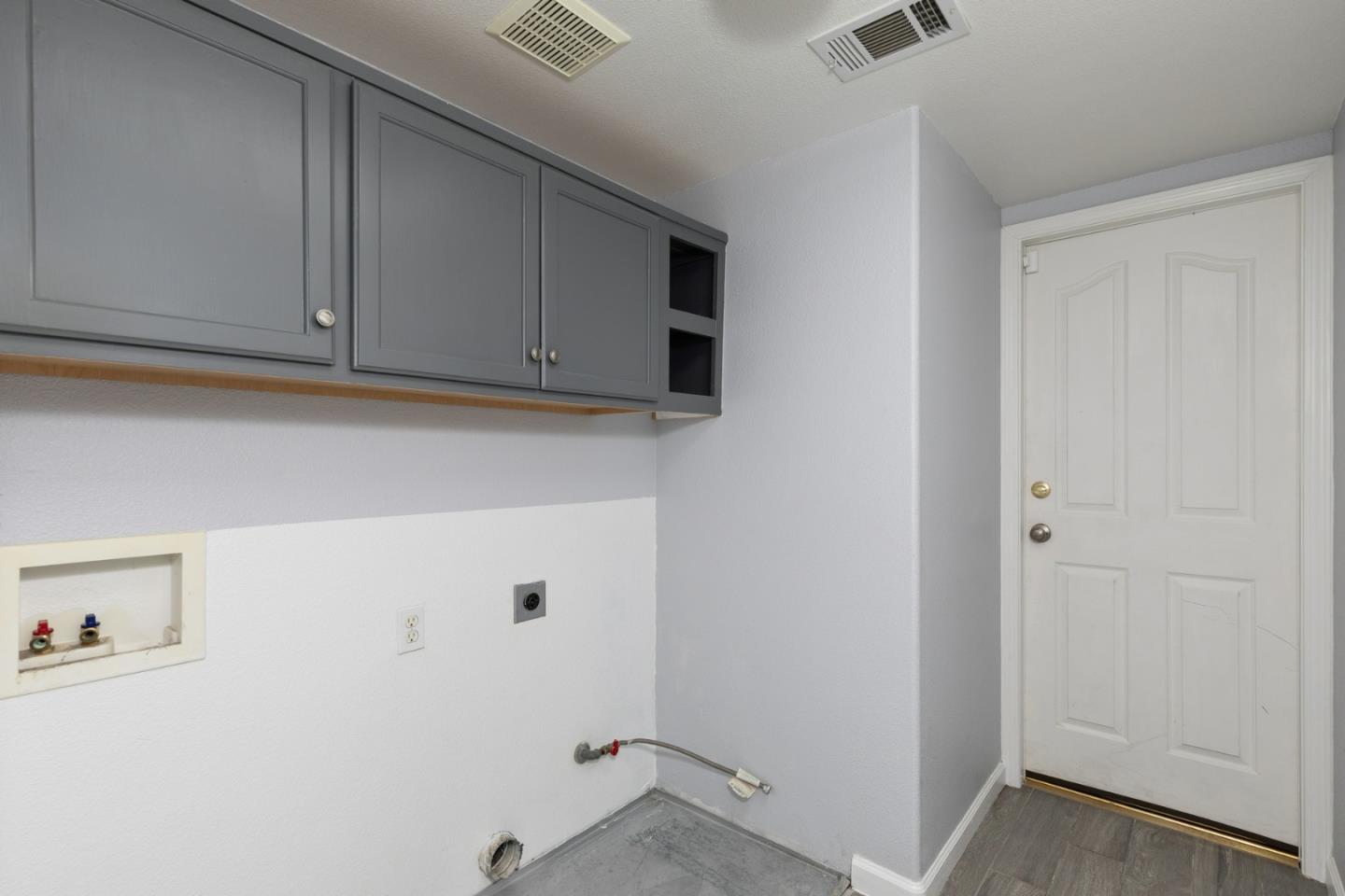 Detail Gallery Image 49 of 65 For 41508 Roaring River Ct, Coarsegold,  CA 93614 - 3 Beds | 2 Baths