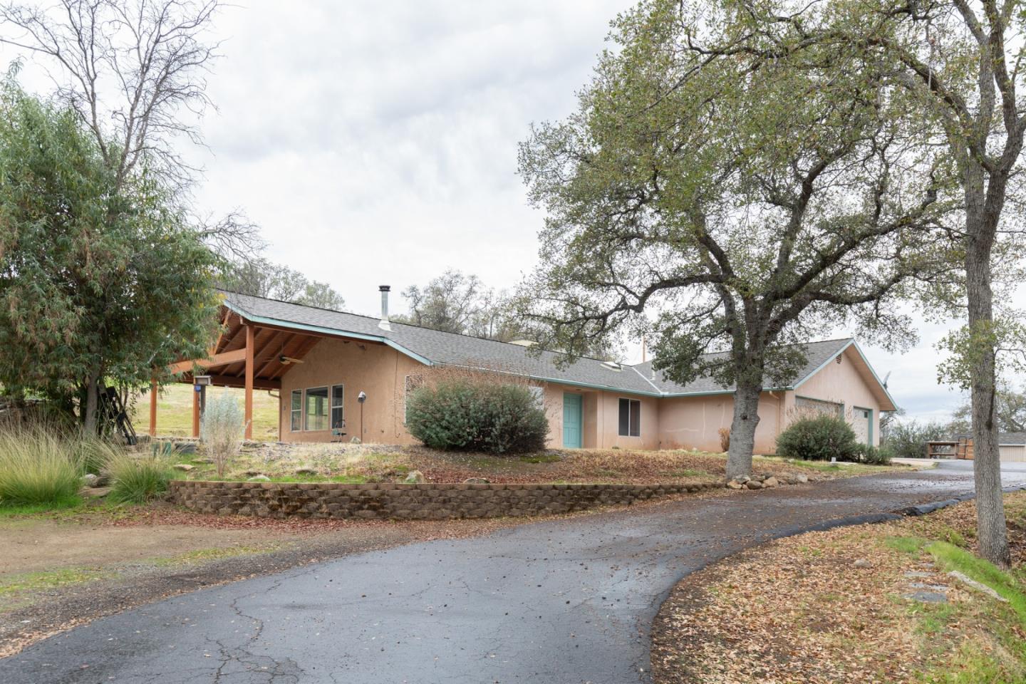 Detail Gallery Image 5 of 65 For 41508 Roaring River Ct, Coarsegold,  CA 93614 - 3 Beds | 2 Baths