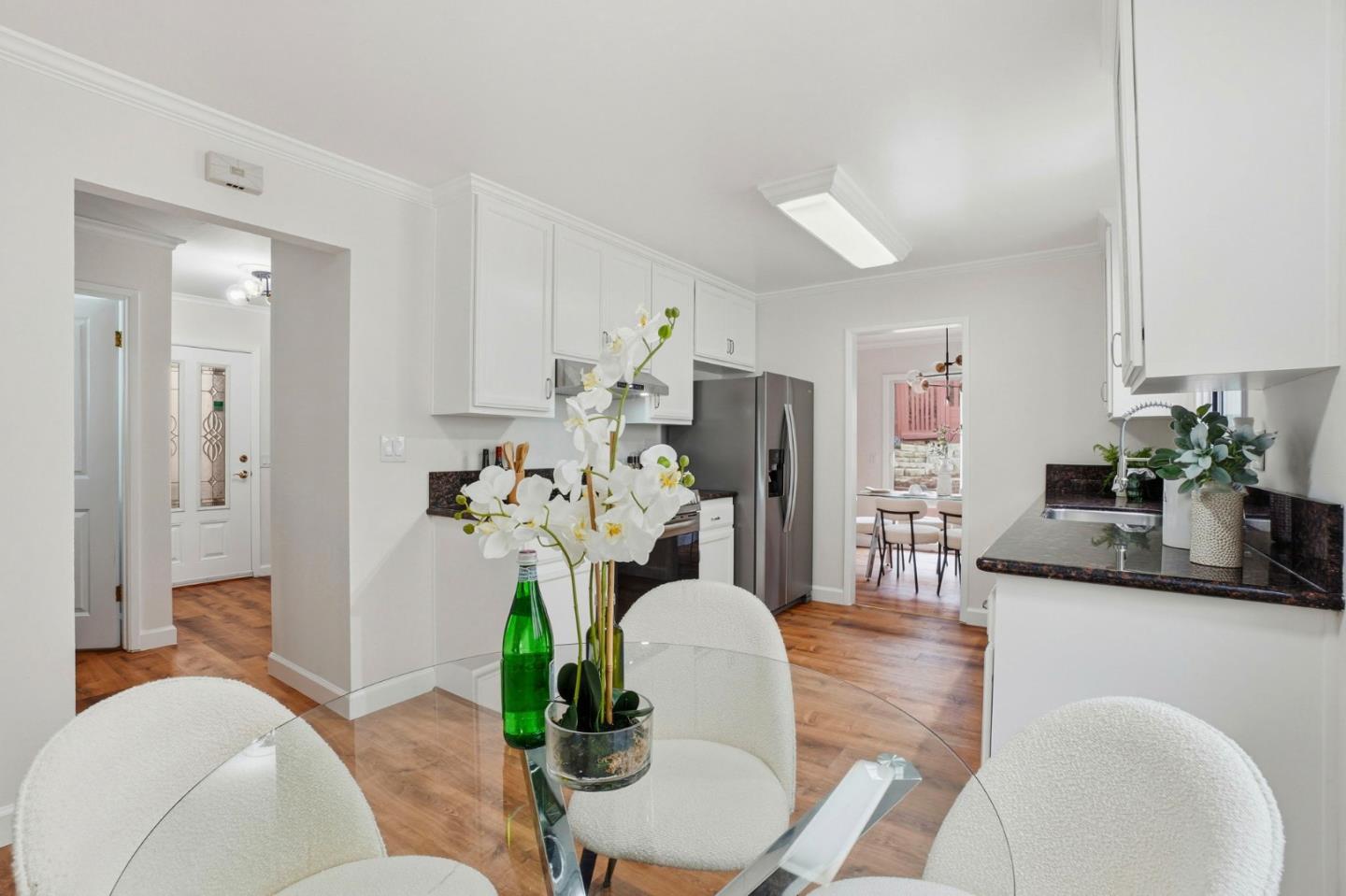 Detail Gallery Image 18 of 37 For 844 King Dr, Daly City,  CA 94015 - 3 Beds | 1/1 Baths