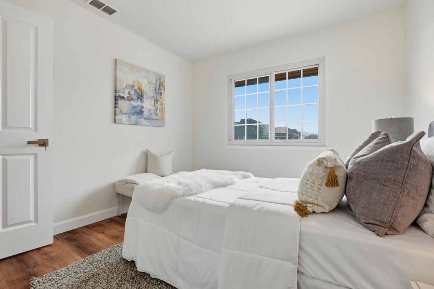 Detail Gallery Image 23 of 37 For 844 King Dr, Daly City,  CA 94015 - 3 Beds | 1/1 Baths
