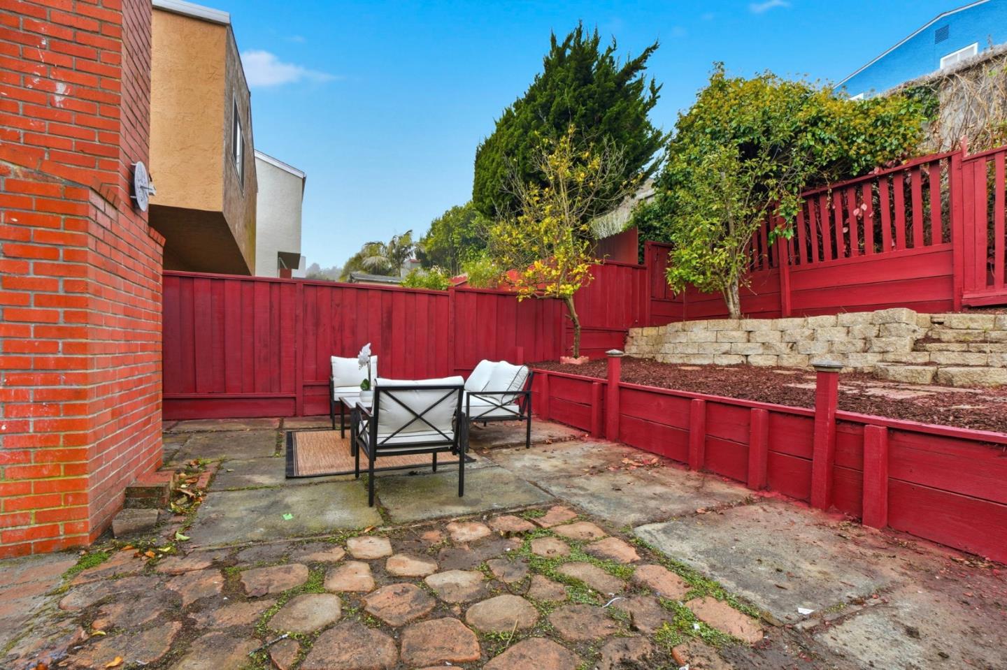 Detail Gallery Image 36 of 37 For 844 King Dr, Daly City,  CA 94015 - 3 Beds | 1/1 Baths