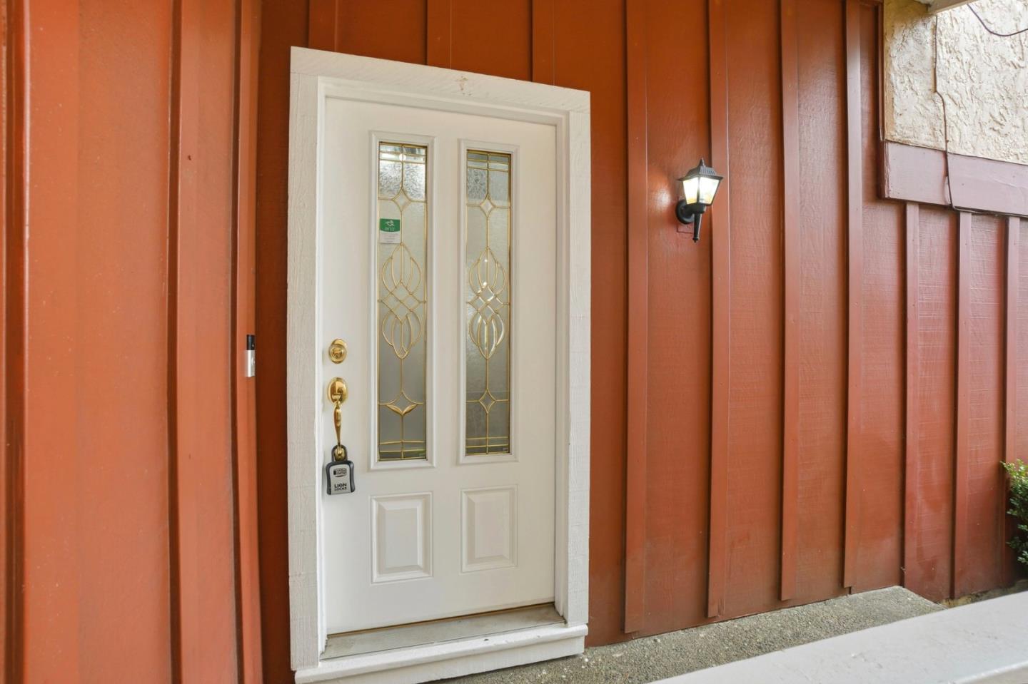 Detail Gallery Image 6 of 37 For 844 King Dr, Daly City,  CA 94015 - 3 Beds | 1/1 Baths