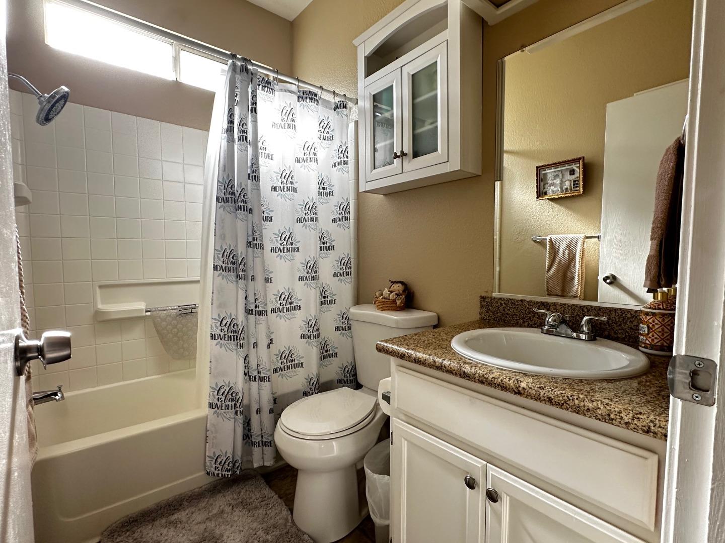Detail Gallery Image 26 of 30 For 831 El Pinal Ln, Los Banos,  CA 93635 - 3 Beds | 2 Baths