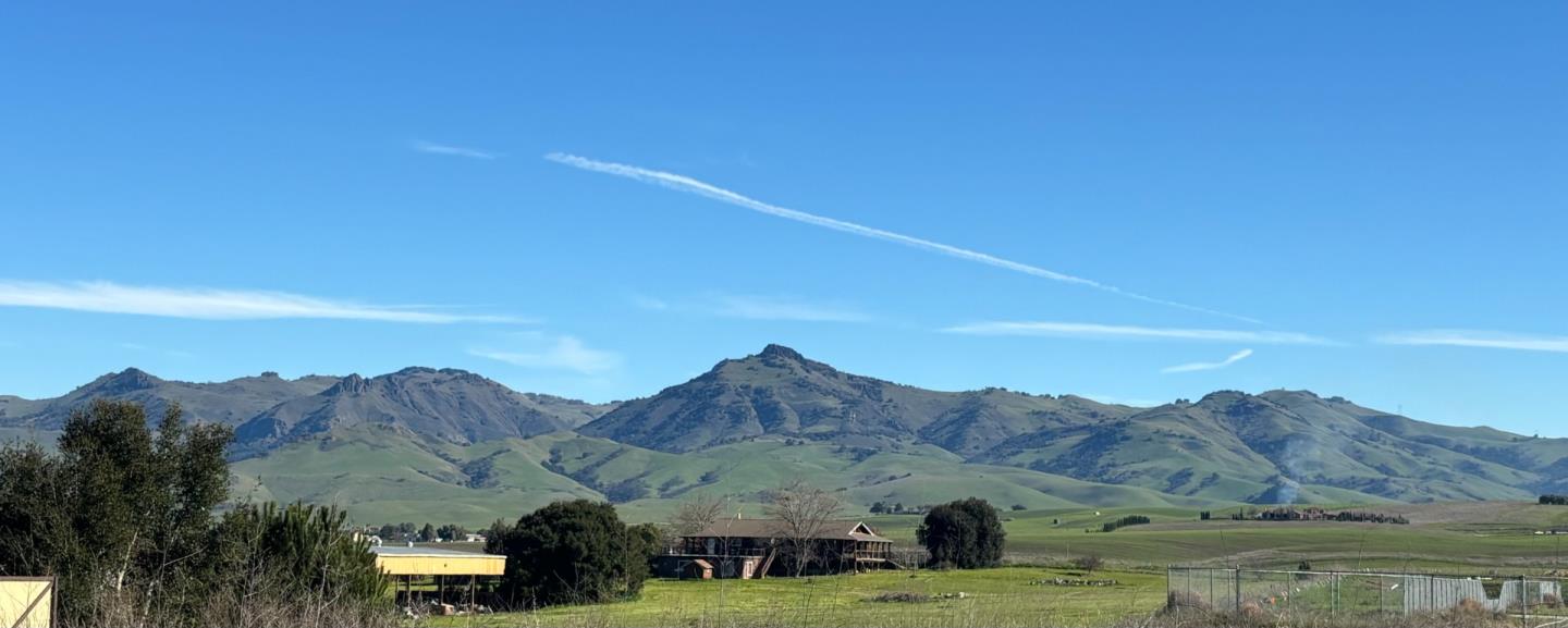 Detail Gallery Image 15 of 15 For 884 Carmelina Ct, Hollister,  CA 95023 - 3 Beds | 2 Baths