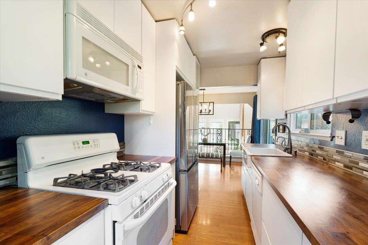 Detail Gallery Image 13 of 40 For 2127 Penasquitas Dr, Aptos,  CA 95003 - 2 Beds | 2 Baths