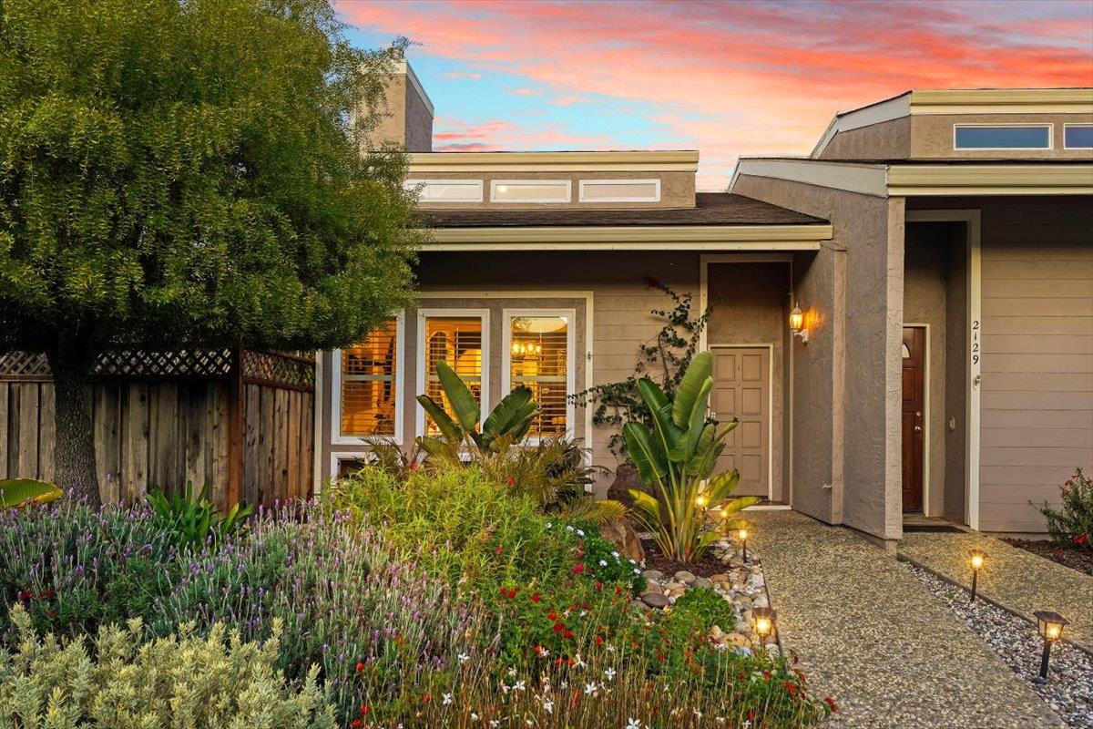 Detail Gallery Image 2 of 40 For 2127 Penasquitas Dr, Aptos,  CA 95003 - 2 Beds | 2 Baths