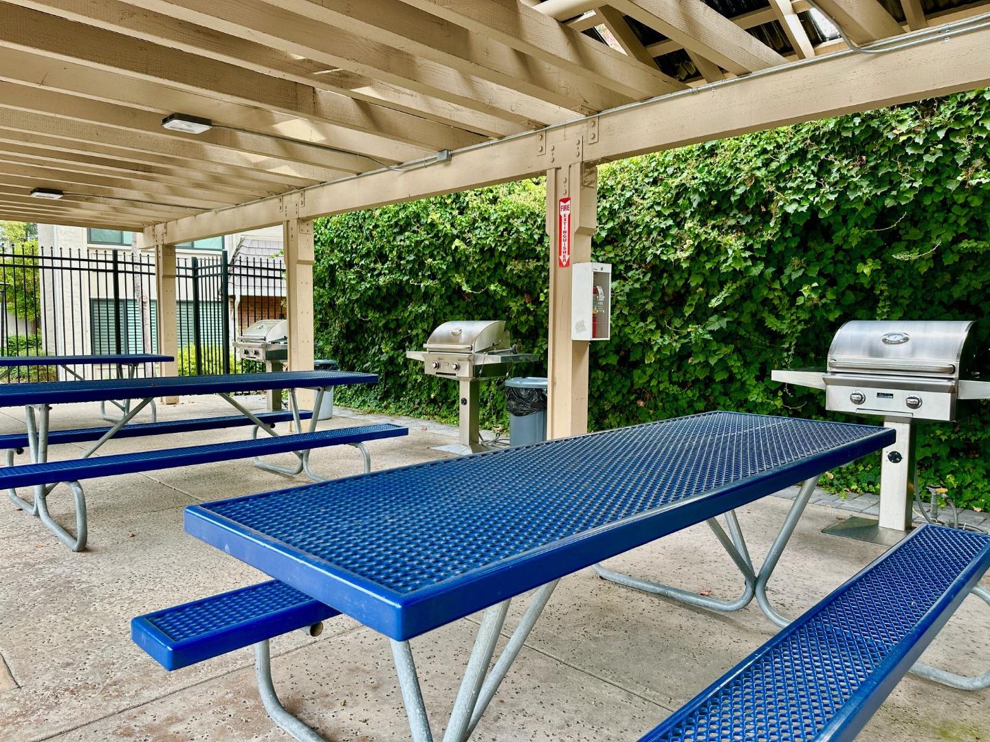 Detail Gallery Image 18 of 30 For 4586 Cimarron River Ct, San Jose,  CA 95136 - 3 Beds | 2/1 Baths