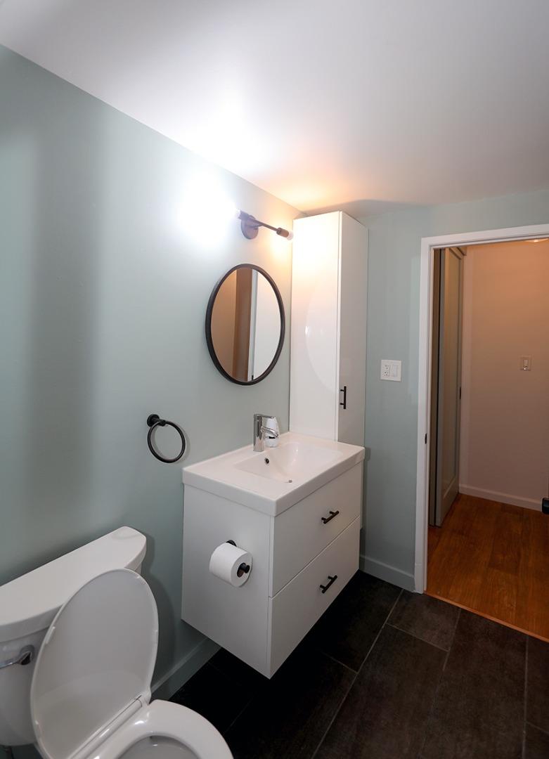 Detail Gallery Image 8 of 20 For 1124 Hollywood Ave #3,  Oakland,  CA 94602 - 1 Beds | 1 Baths