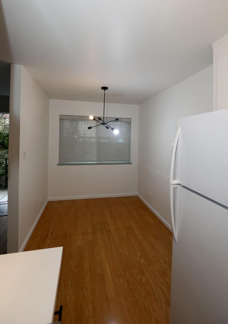 Detail Gallery Image 14 of 20 For 1124 Hollywood Ave #3,  Oakland,  CA 94602 - 1 Beds | 1 Baths
