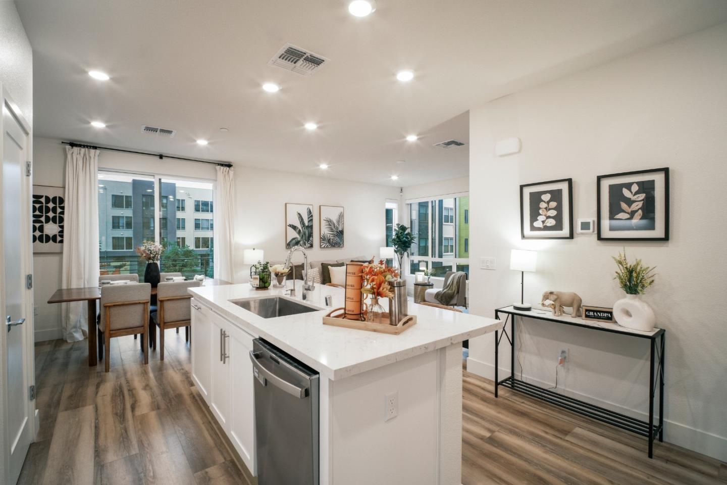 Detail Gallery Image 15 of 57 For 3713 Vision Cmn #1007,  Fremont,  CA 94538 - 2 Beds | 2/1 Baths