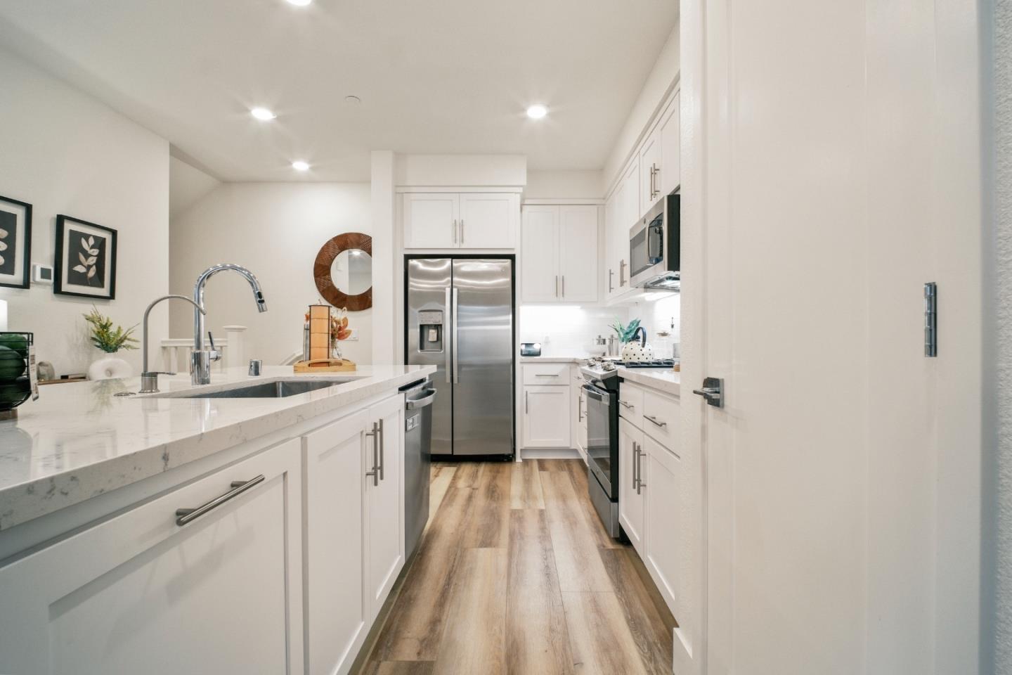 Detail Gallery Image 9 of 57 For 3713 Vision Cmn #1007,  Fremont,  CA 94538 - 2 Beds | 2/1 Baths