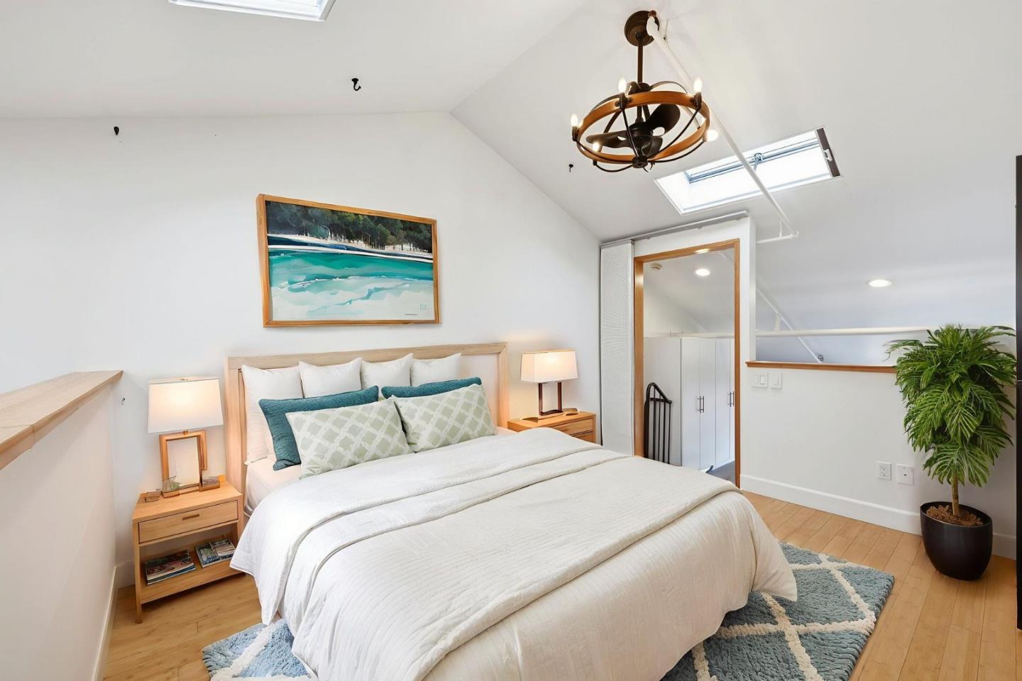 Detail Gallery Image 16 of 32 For 1501 37th Ave #B6,  Oakland,  CA 94601 - 1 Beds | 2 Baths