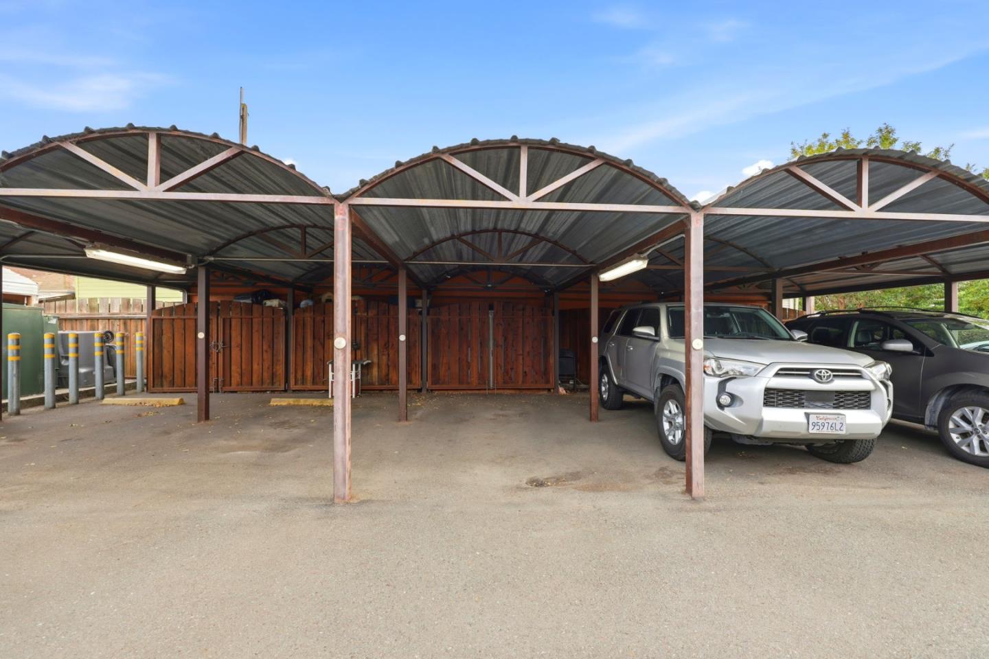 Detail Gallery Image 25 of 32 For 1501 37th Ave #B6,  Oakland,  CA 94601 - 1 Beds | 2 Baths