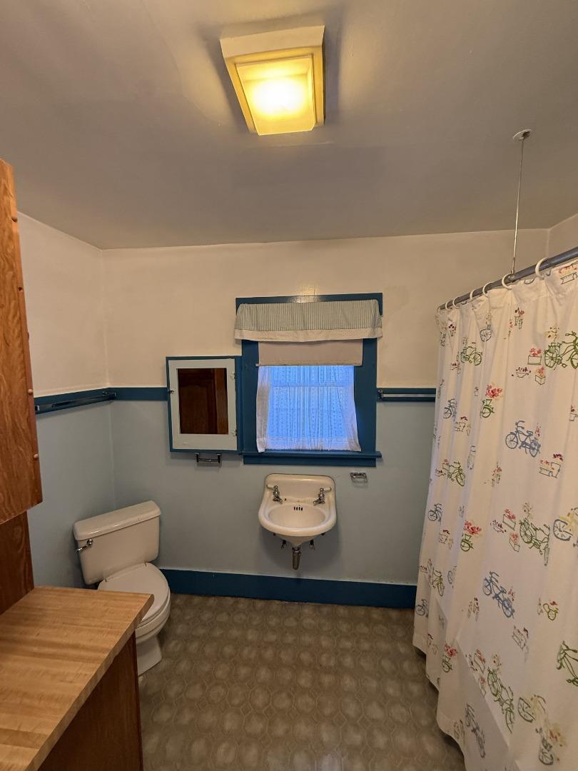 Detail Gallery Image 7 of 9 For 1356 W Dana St, Mountain View,  CA 94041 - – Beds | – Baths