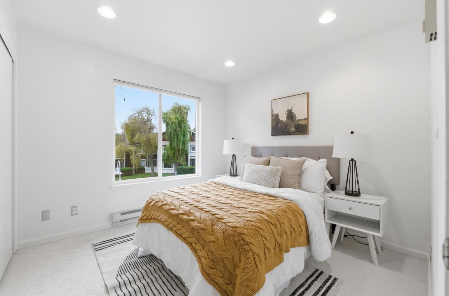 Detail Gallery Image 13 of 27 For 72 Bayside Ct, Richmond,  CA 94804 - 2 Beds | 1 Baths