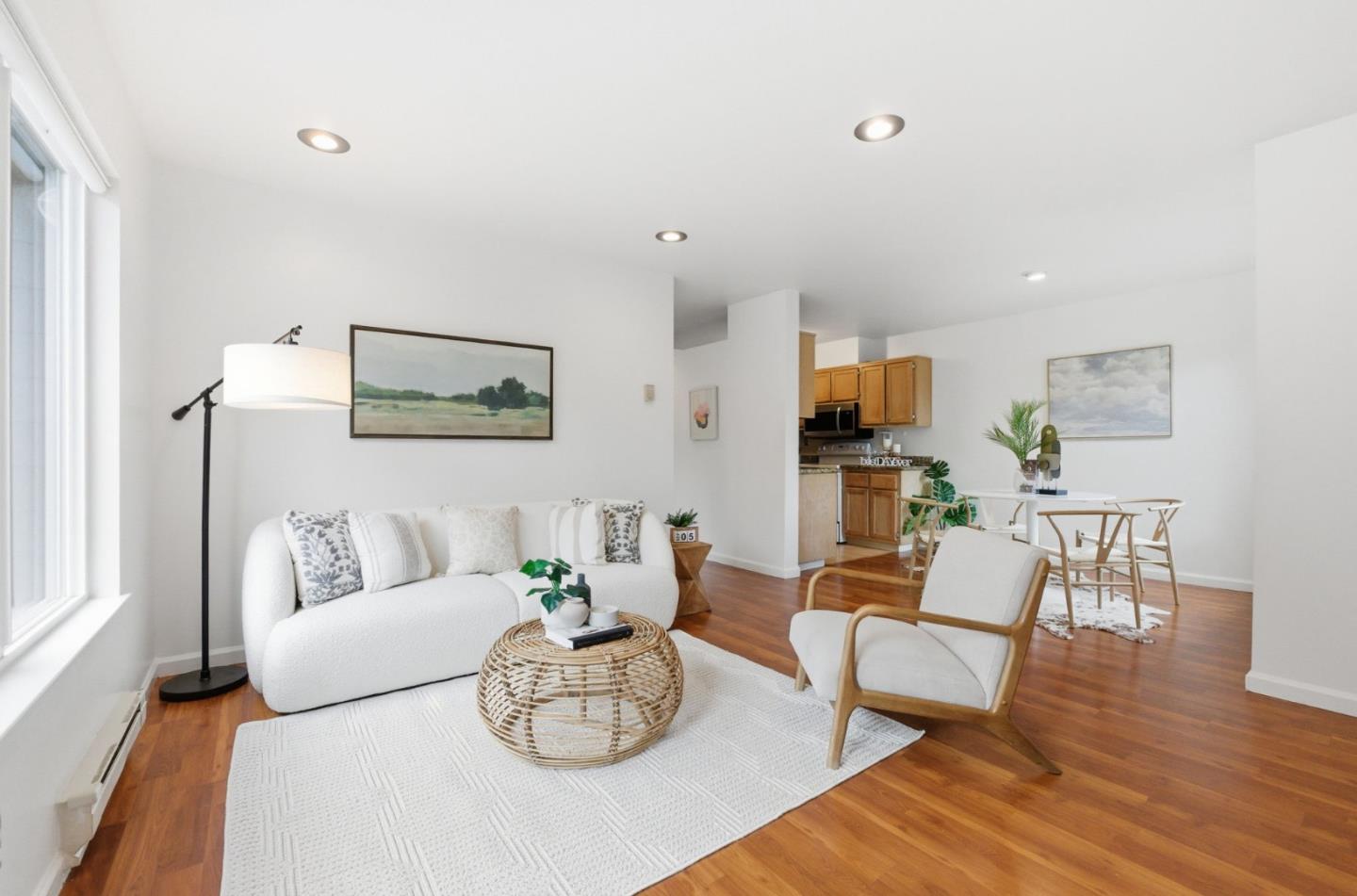 Detail Gallery Image 8 of 27 For 72 Bayside Ct, Richmond,  CA 94804 - 2 Beds | 1 Baths